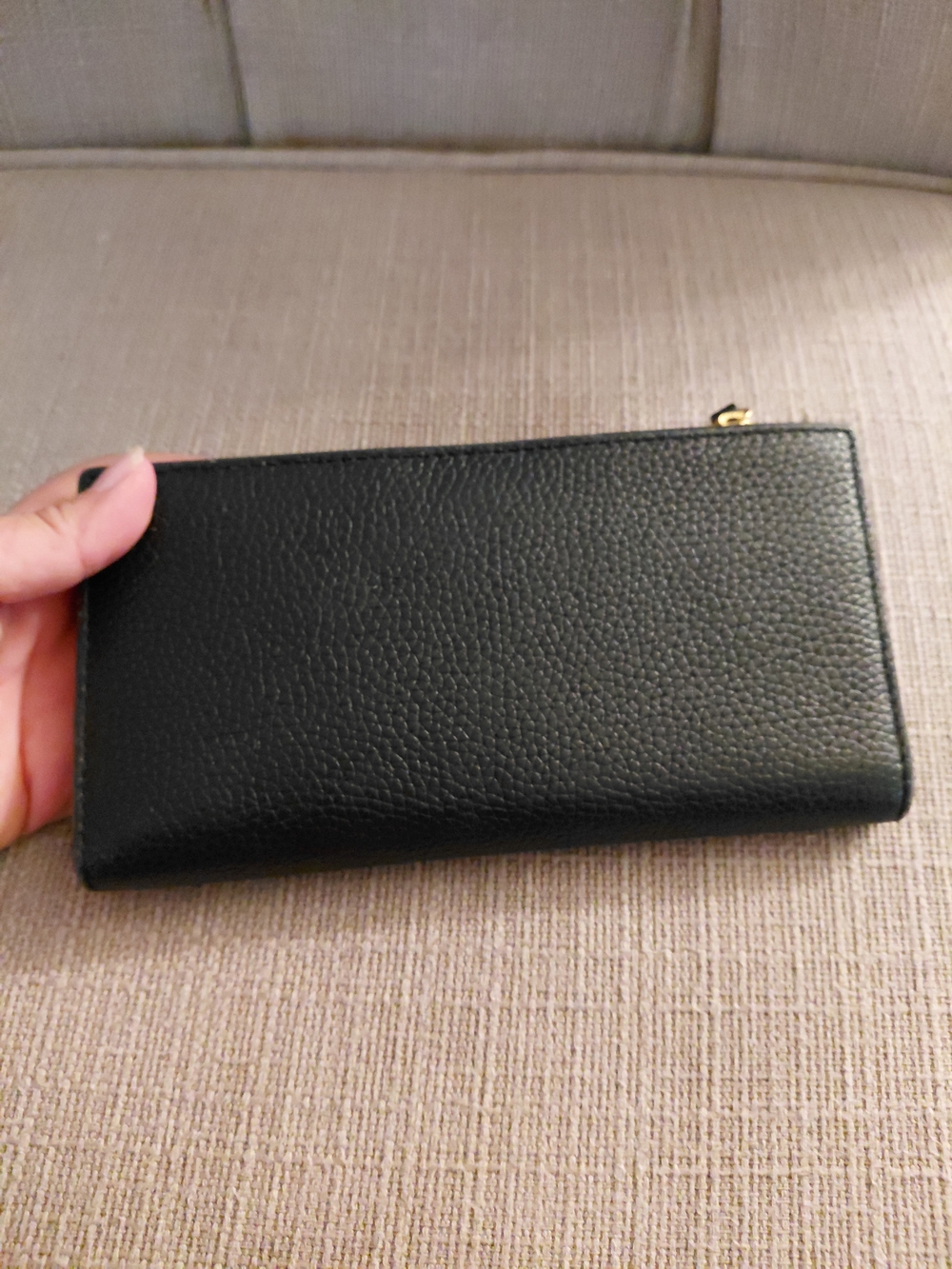 Tory Burch Black Leather Zip Wallet - Gold Logo - Picture 6 of 7